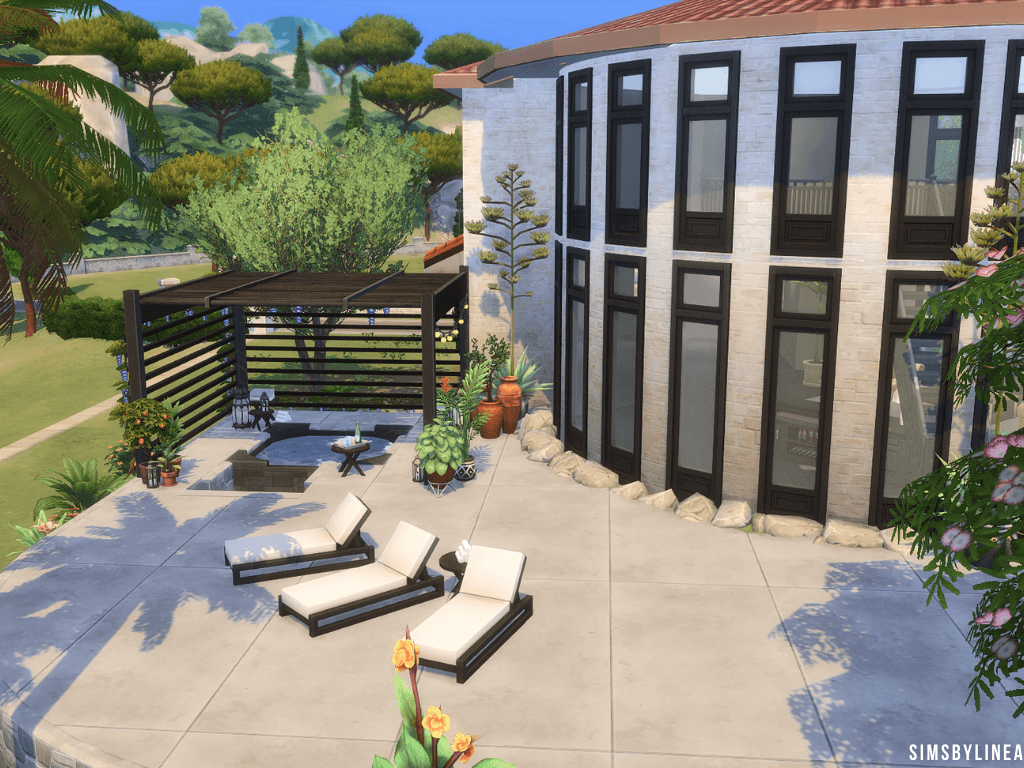 Thumbnail CelebrityMansionJacuzziPatio.png