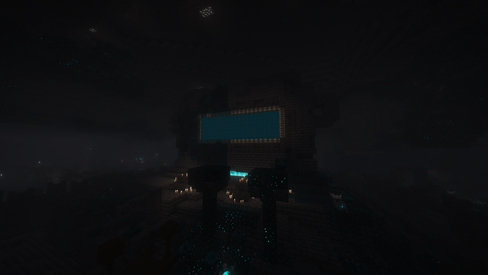 Thumbnail Otherside portal (from the Deeper and Darker mod) located in an Ancient City