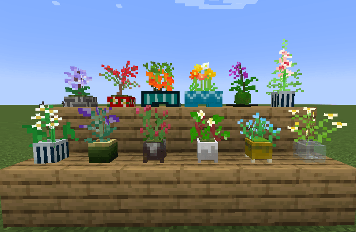 Thumbnail Mix and match different pots and flowers.