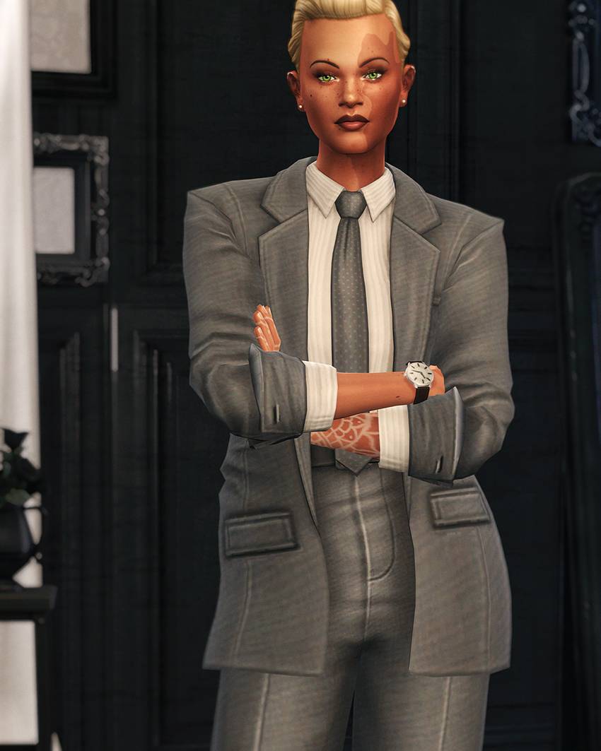 Laurent Suit (1).jpg