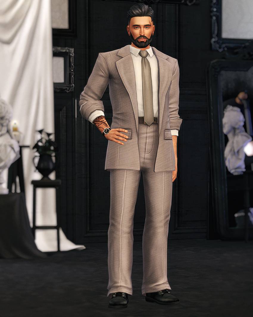Laurent Suit (2).jpg