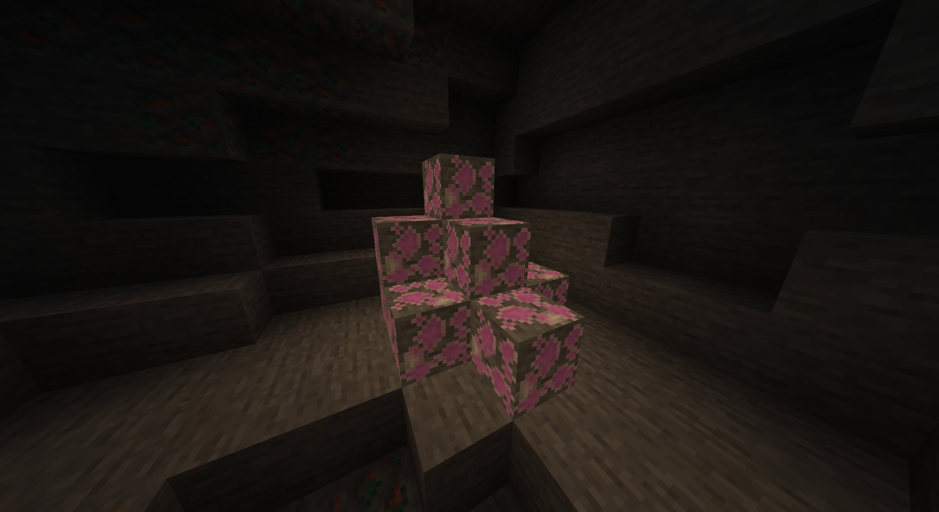 Thumbnail Placed pile of Giga Gem ore