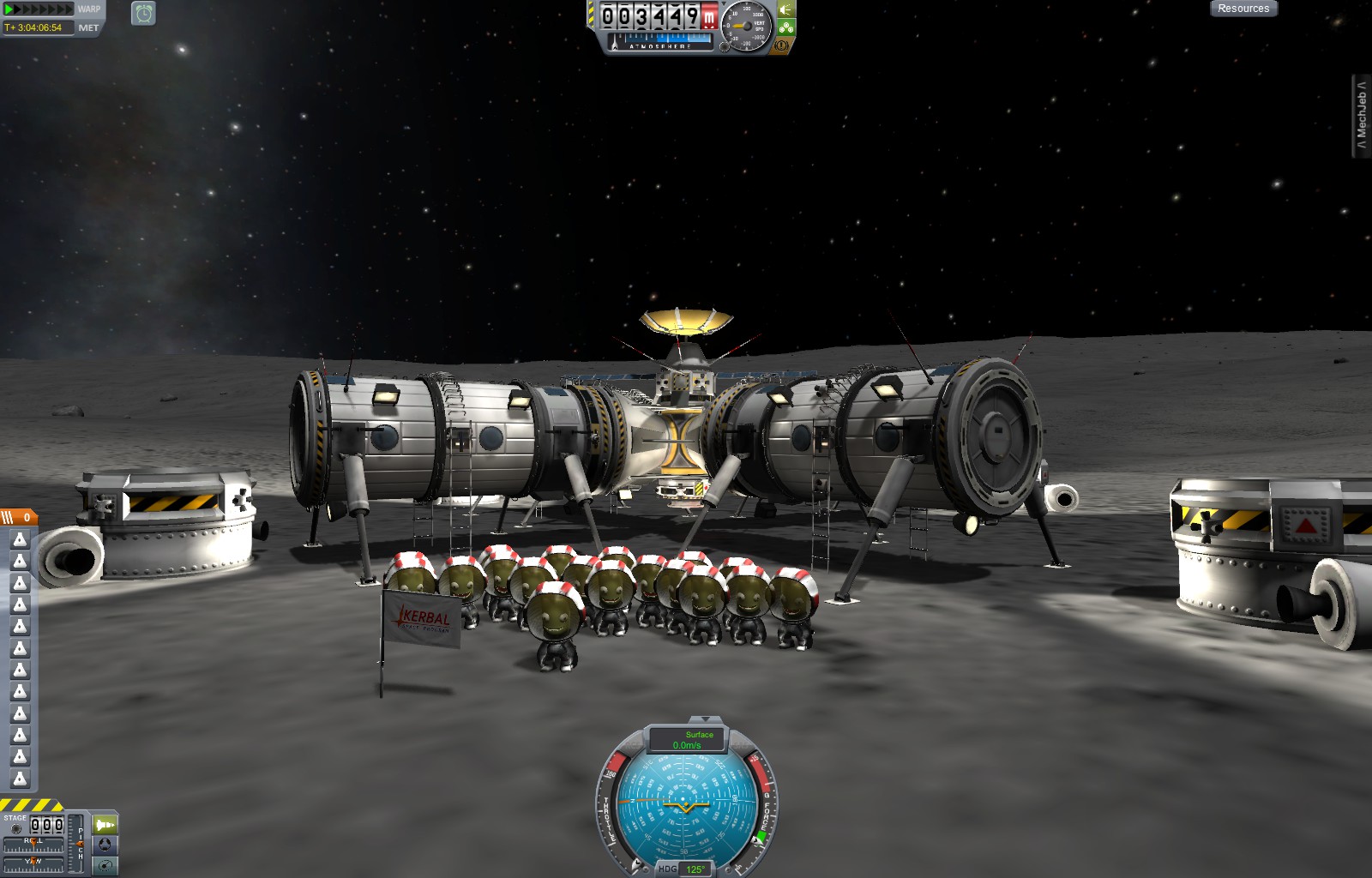 Housing for 40 Kerbals!