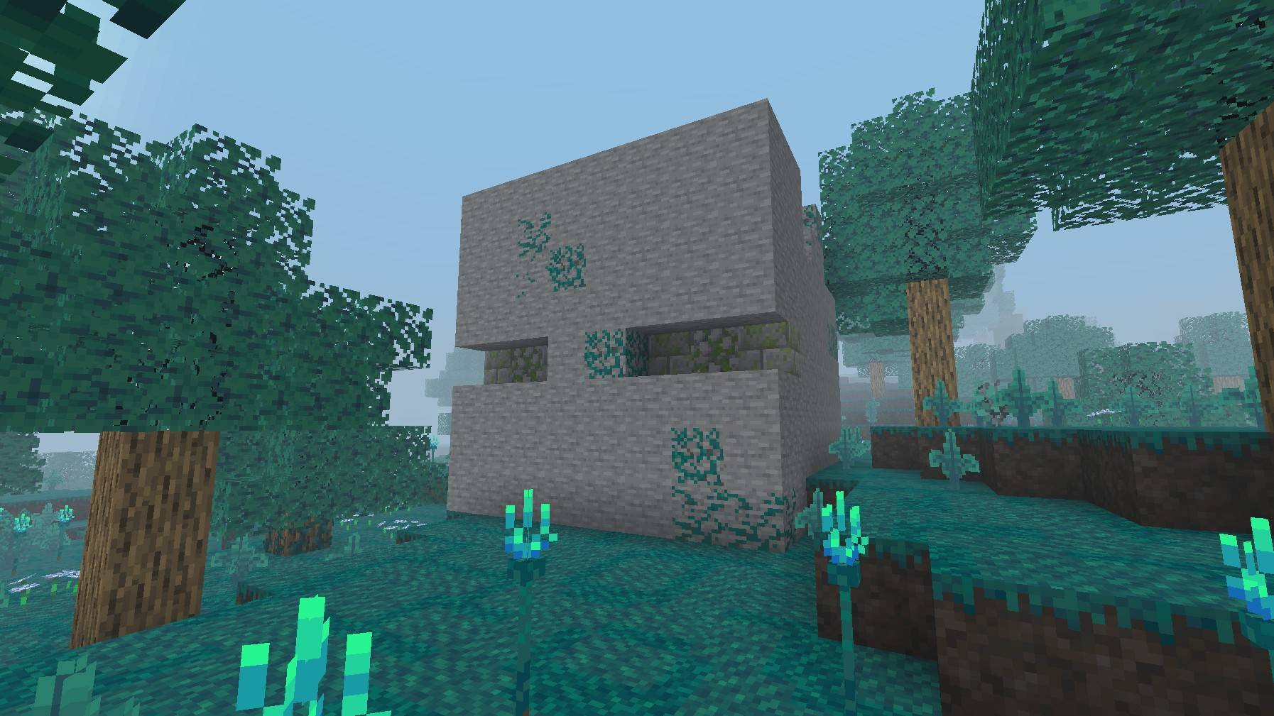 Thumbnail One of the many ruins that can be found in the Creeper Woods biome.