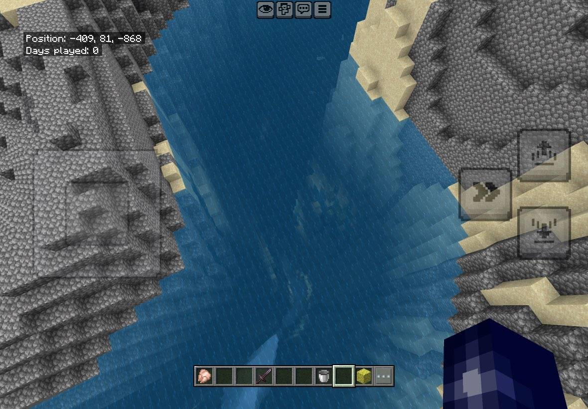 East azure island (for a city) — screenshot 4