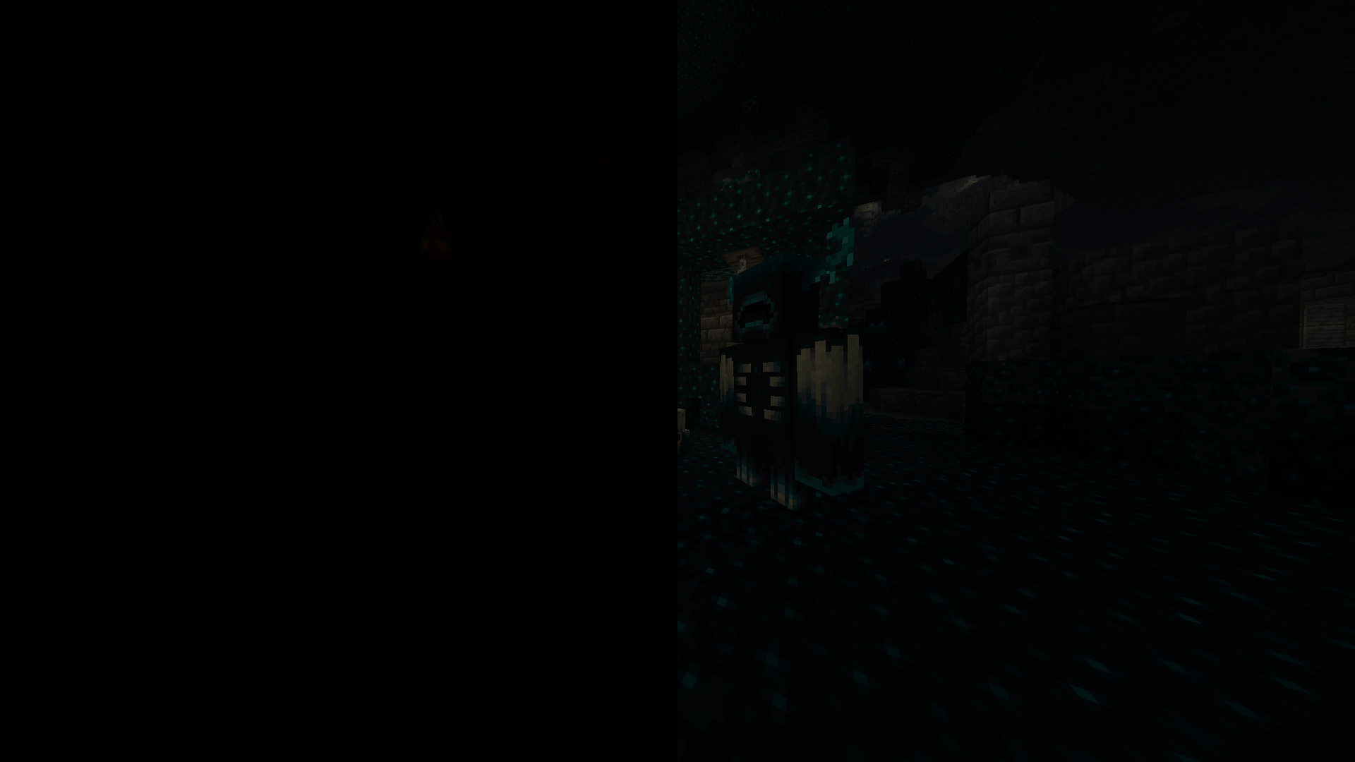 On the left is an Ancient City without the AllSee mod, and on the right is an Ancient City with the AllSee mod.