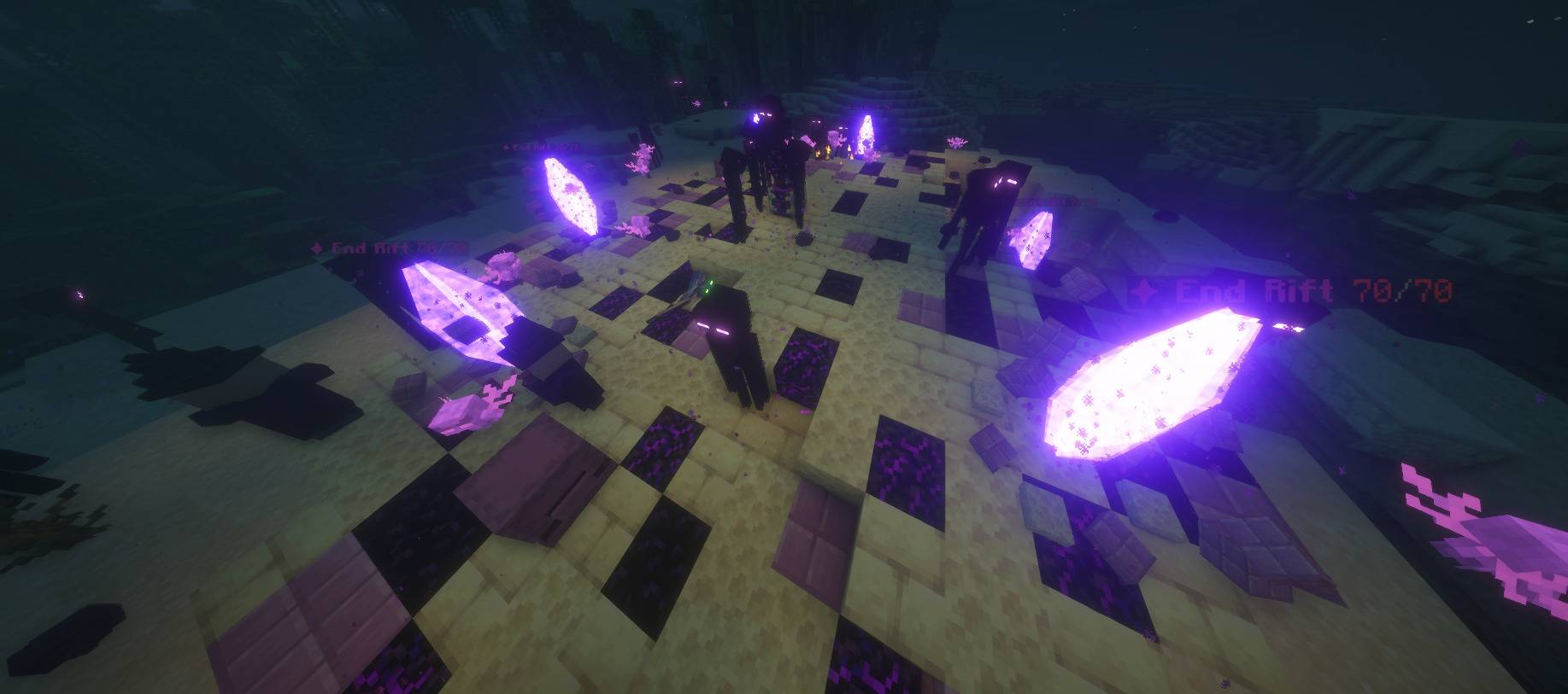 Breaches pour Endermen into the arena