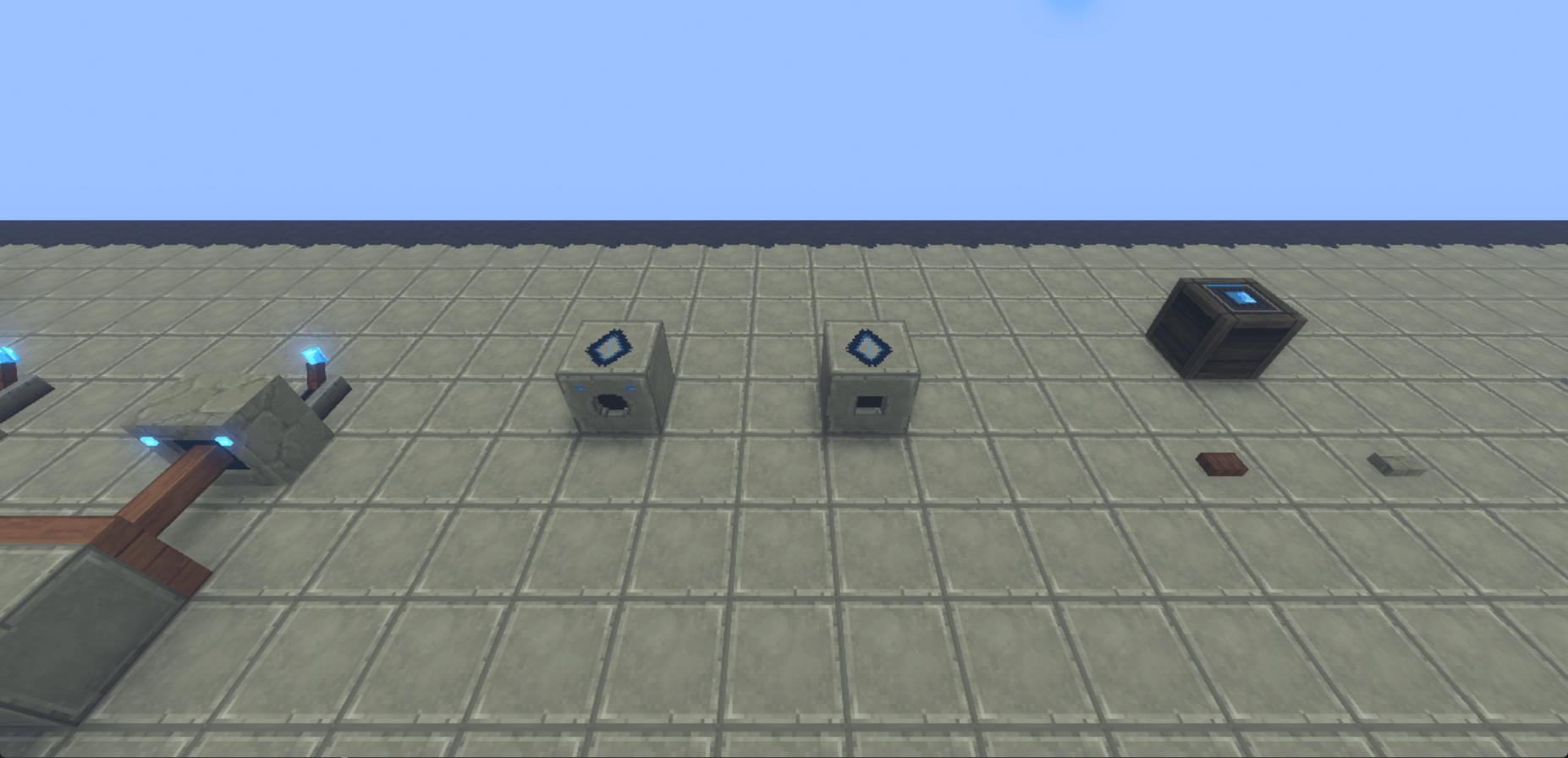 Round dispenser opening and square dropper opening