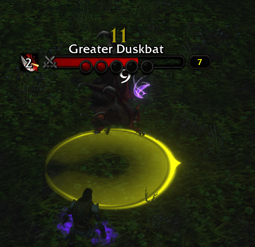 Thumbnail Combat icon and combo points under the target’s nameplate