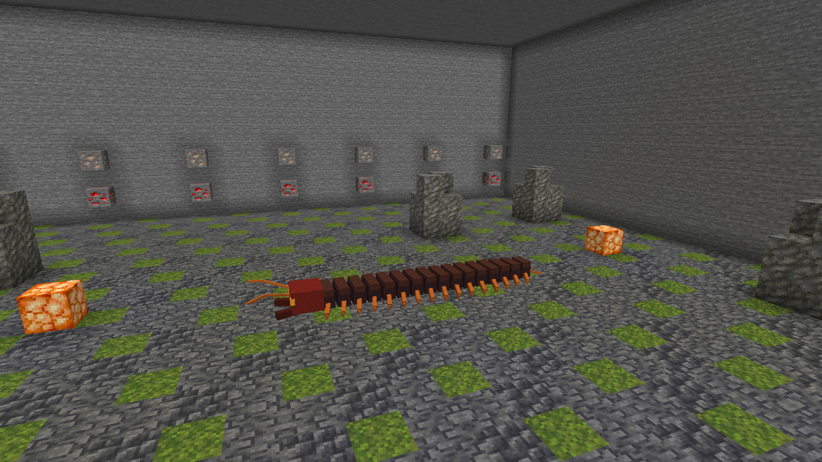 02_giant_centipede.png