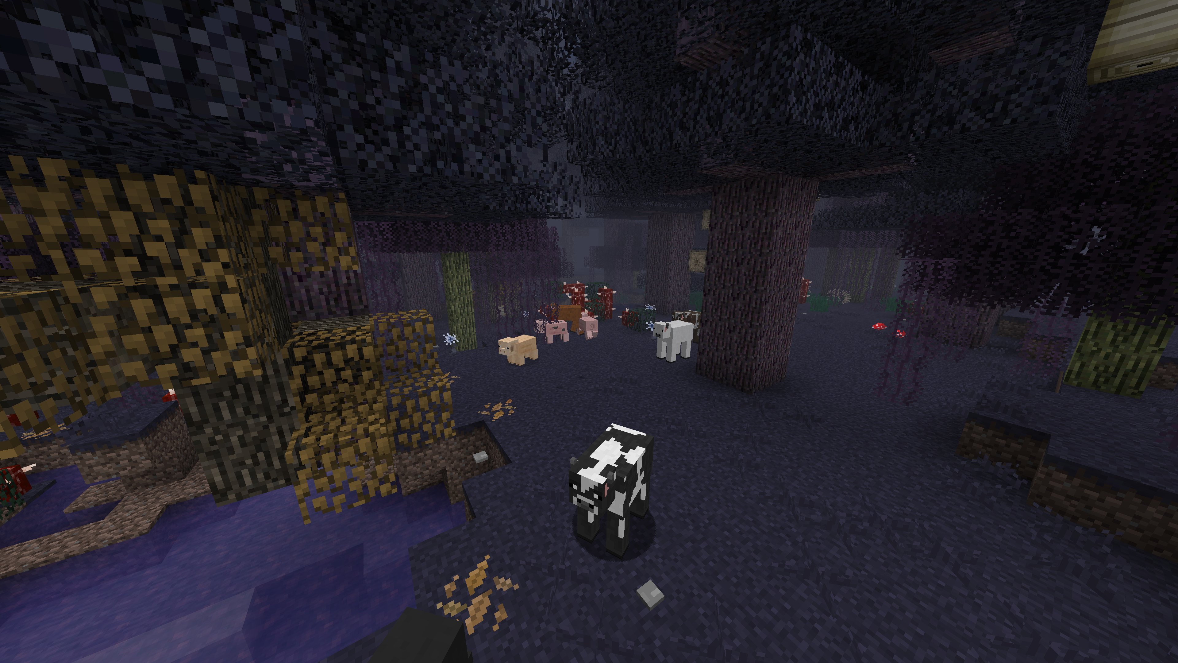Using Biomes O' Plenty, interesting biomes like the ominous woods are generated. Mods like Cyclic add different textures to animals to make the game more realistic.