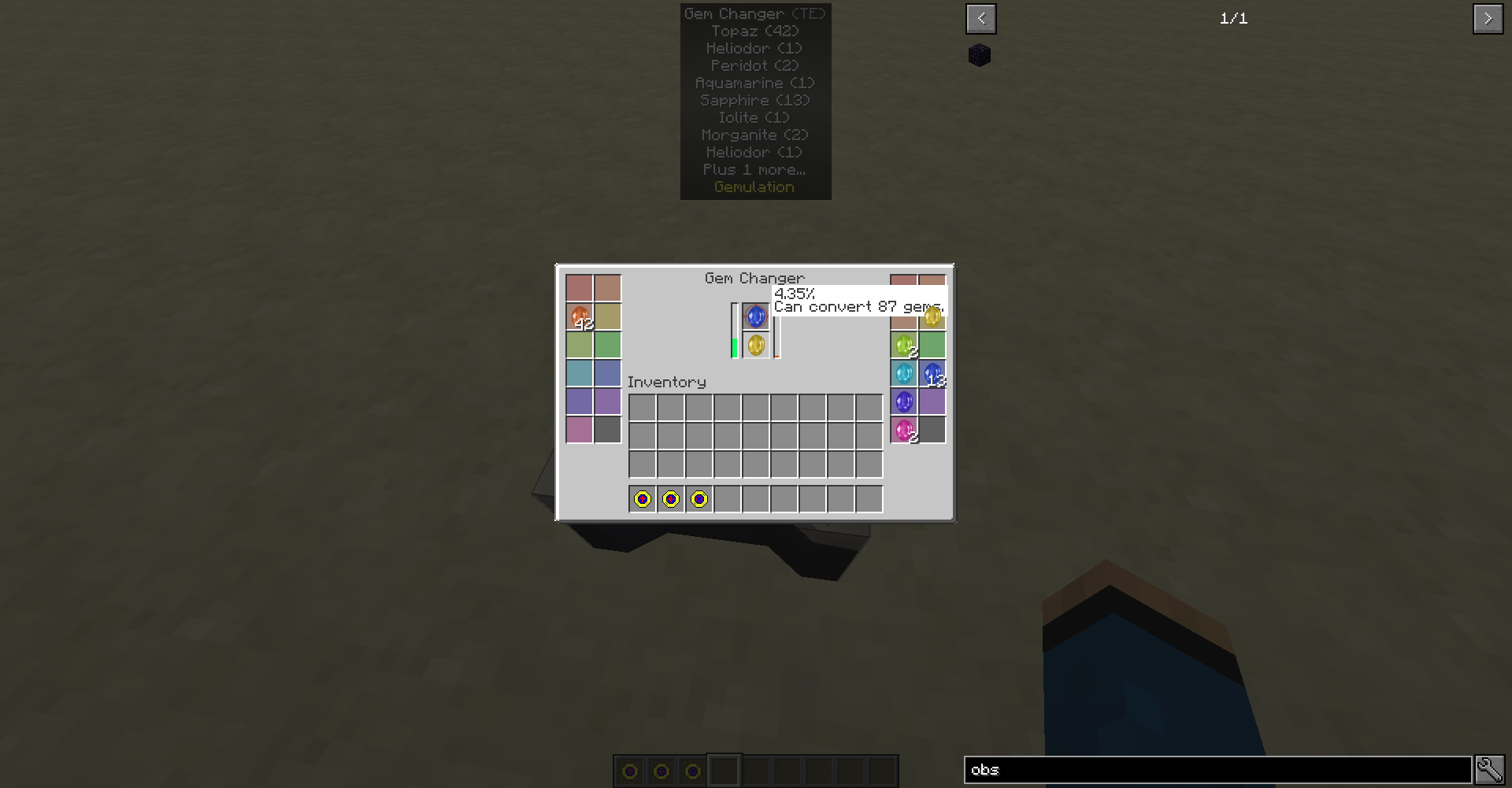 Input is on the left; output is on the right.
The target (top-middle) slot is where you put a gem you want to focus on converting into.
The working (bottom-middle) slot is the gem the Changer is currently working on.