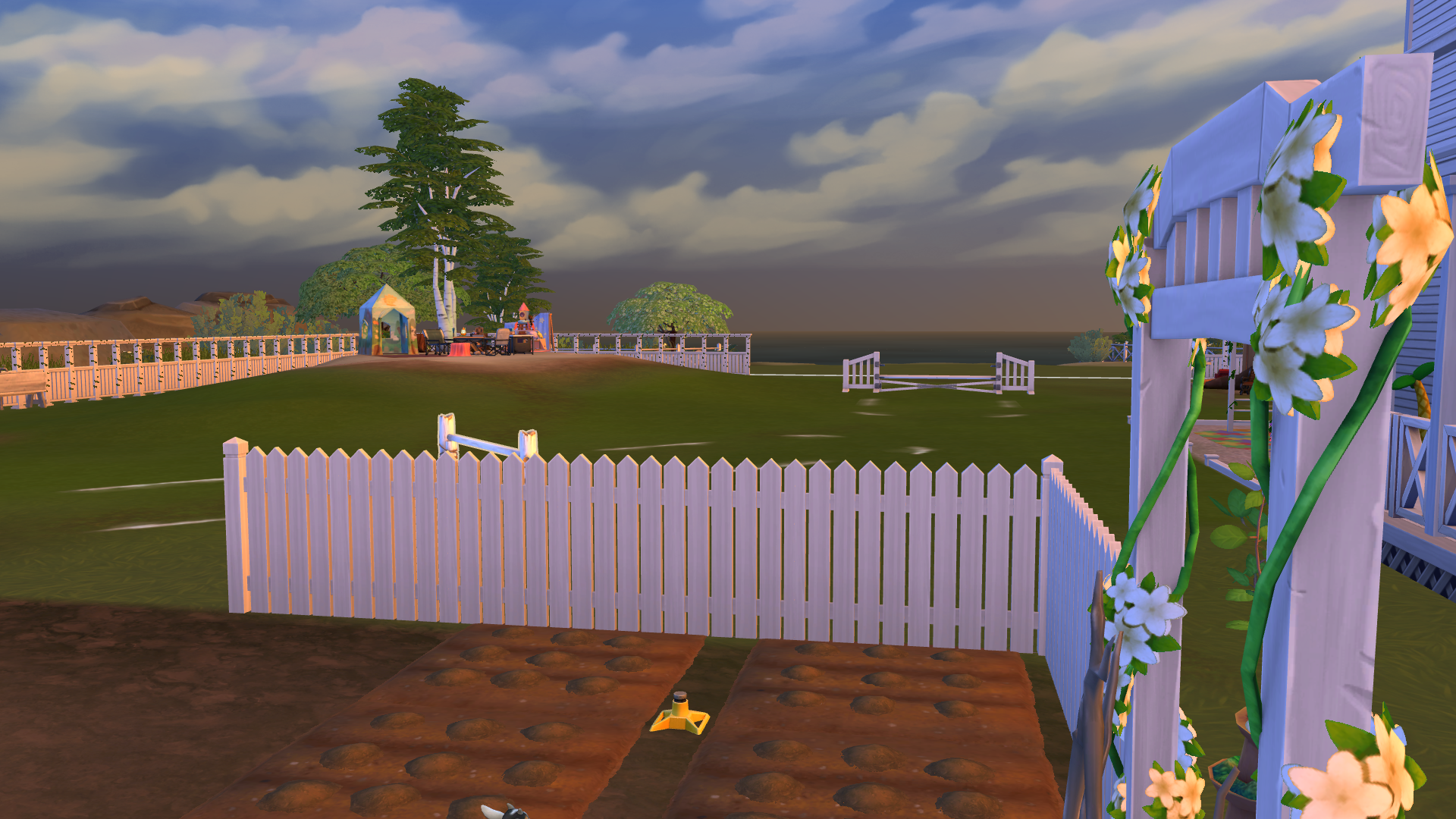 Thumbnail The rear property also features full fencing, and farm-quality crop growing space