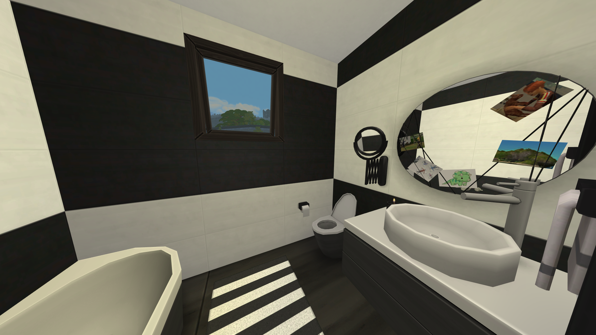 Thumbnail The en suite has a fancy tub, and the rest of the necessities of life.