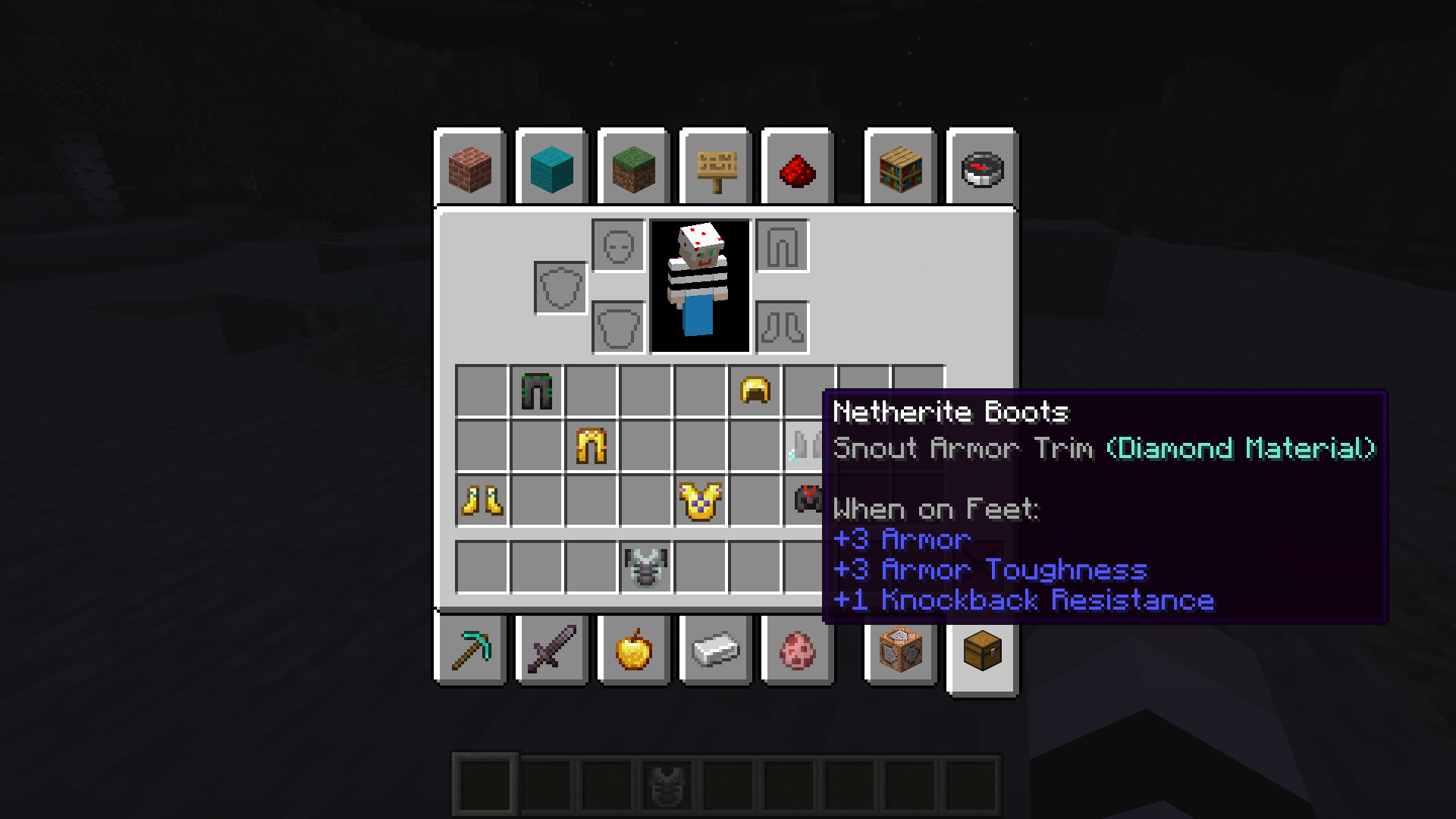 Thumbnail Shows what trims are installed on the armor