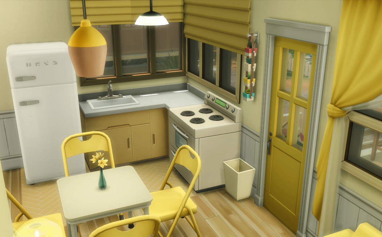 Unit 4 - kitchen/dining