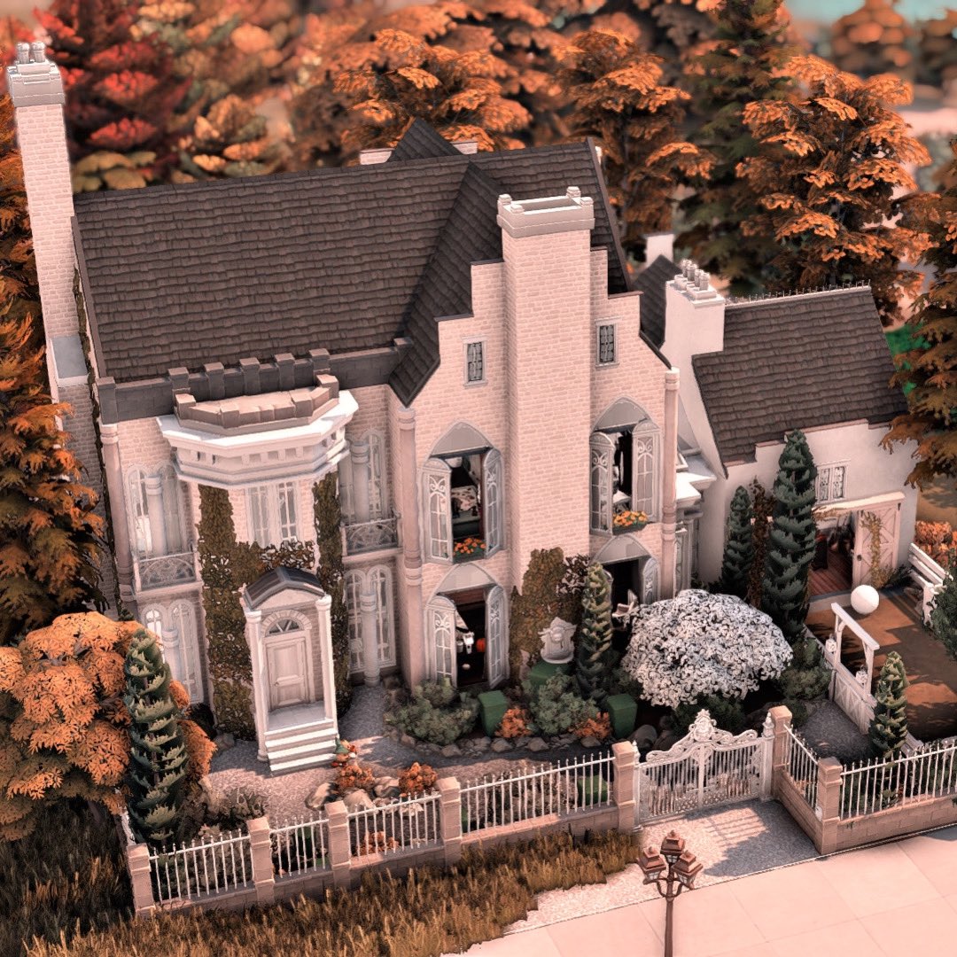 Huge Autumn Family Home