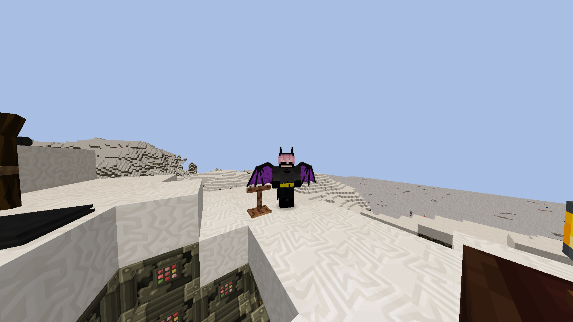 Thumbnail In Tims Stadtbau Modpack hast du die Möglichkeit, den legendären Dunklen Ritter zu verkörpern und deine eigene Version von Gotham City zu gestalten! Mit einer Vielzahl von Mods und kreativen Tools wird dein Abenteuer als Batman zum epischen Erlebnis.