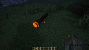 ultimate_flashlight_05_ground_item_1280x720.jpg