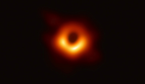 blackhole_1600.png