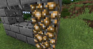 Close Look at Bedrock Glowstone