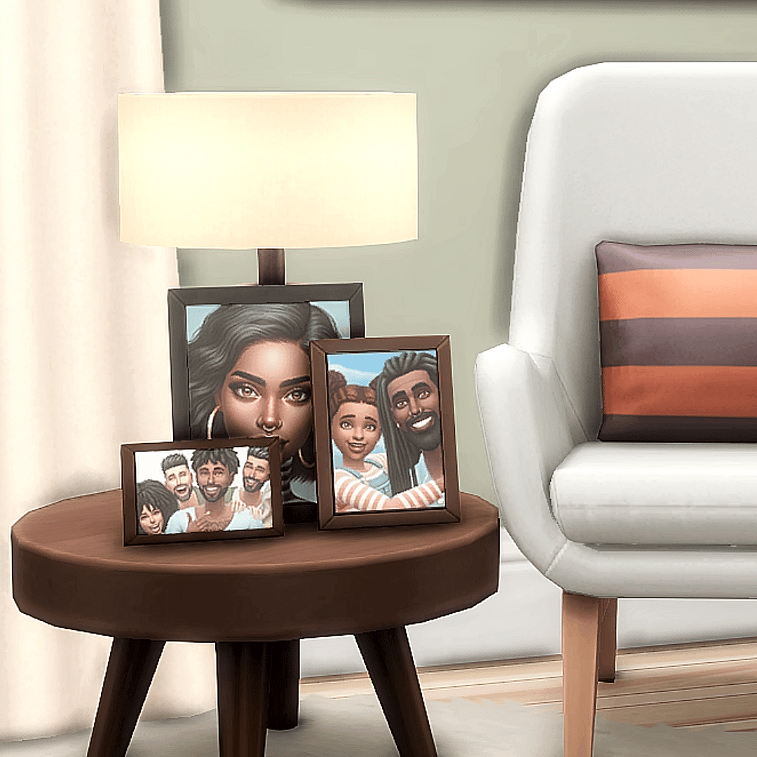 Family Portraits – Custom Content logo