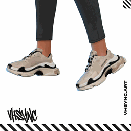 [VHSync] Clunky women's sneakers project image