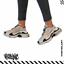 [VHSync] Clunky women's sneakers logo