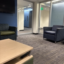 The Glounge