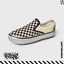 [VHSync] Slip-On Men Shoes INZOI logo