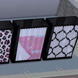 Shower with curtains recolor logo