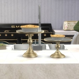 Signature Cake Platter Set – BS Signature project image