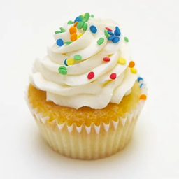 Kiuu's Bakery: Vanilla with Sprinkles logo