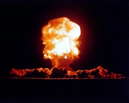 Dodge the Nukes!